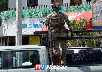 Marina y FGE realizan operativo en expendio de Mazatlán; no reportan detenidos