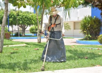 UAS prepara sus planteles para el regreso a clases con mantenimiento integral en la Unidad Regional Sur