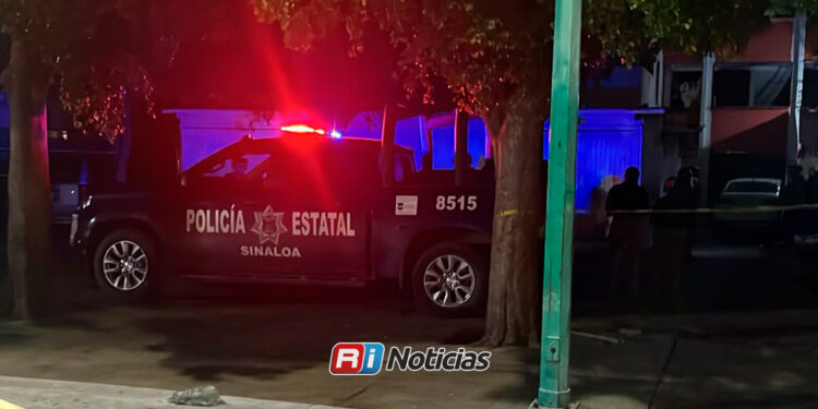 Atacan a balazos a hombre frente a canchas de Las Flores