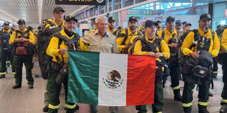 Ontario agradece a México el envío de 100 bomberos para combatir incendios forestales