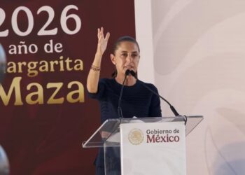 Sheinbaum llega a Culiacán para encabezar encuentro con sinaloenses