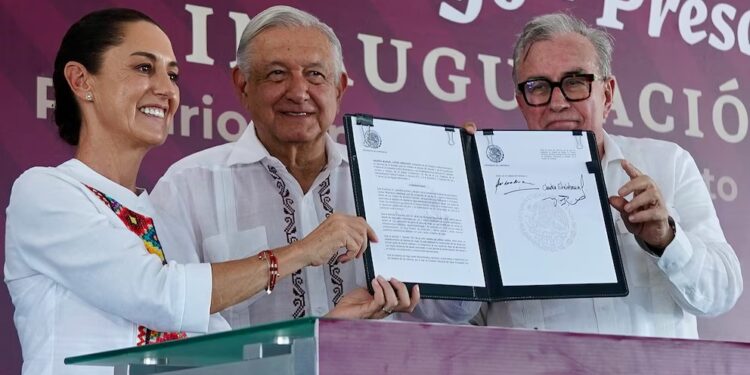 Rechazo a Sheinbaum en redes llega a 58% tras caso Rocha Moya