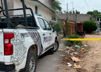 Mujer es asesinada a balazos en Villa Unión
