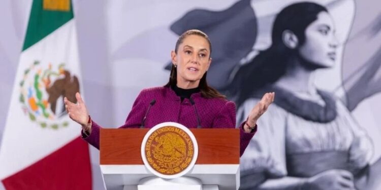 Claudia Sheinbaum reprocha envío de paisanos a otros países