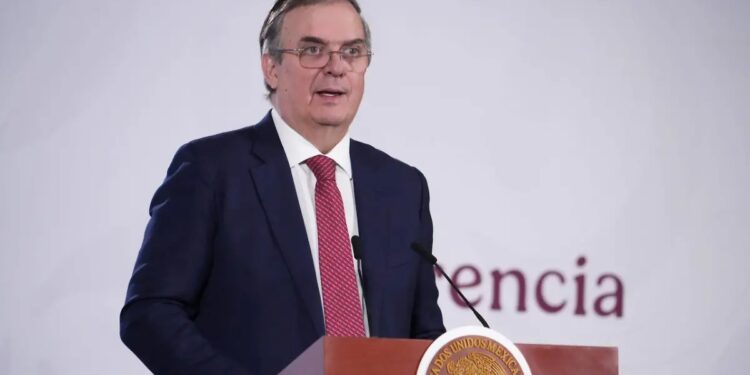 México espera anuncios de inversión extranjera por más de 20 mil millones de dólares