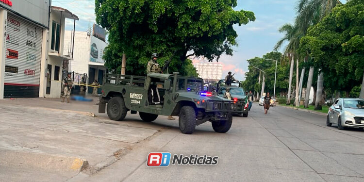 Ejecutan a hombre cerca del Panteón Civil en pleno Centro de Culiacán