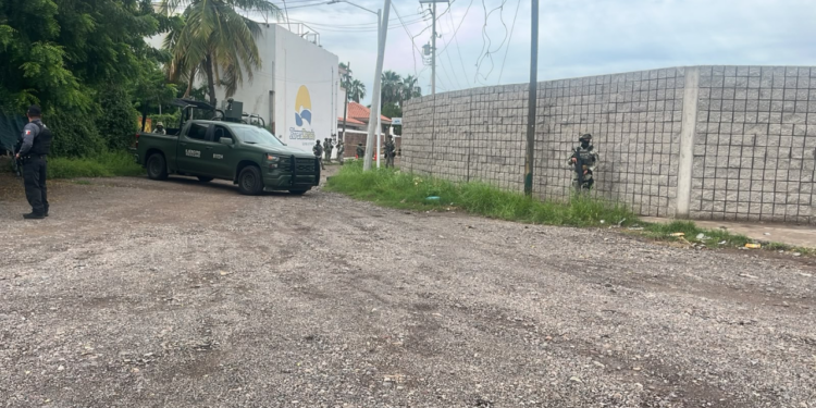 Localizan cinco artefactos sospechosos en Rivera Dorada, Culiacán