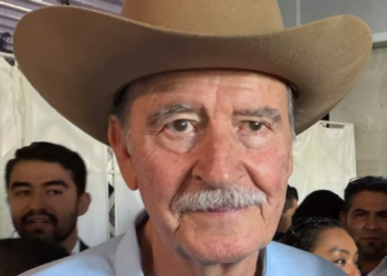 Vicente Fox llama a unir a la oposición para enfrentar a Morena rumbo a 2027