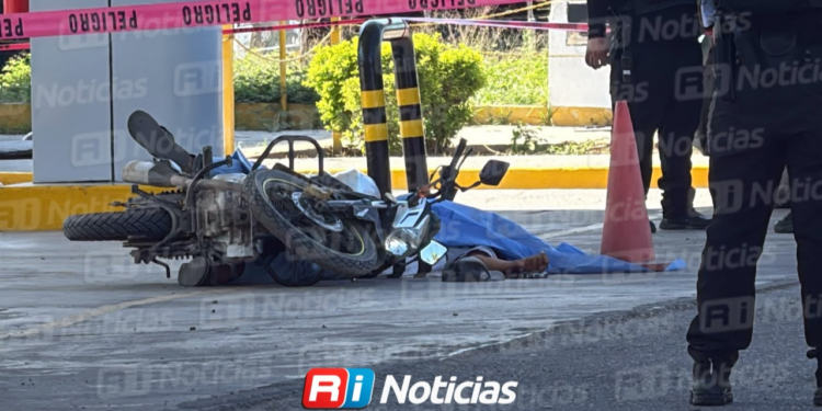 Asesinan a balazos a hombre en gasolinera de Villa Unión, al sur de Mazatlán