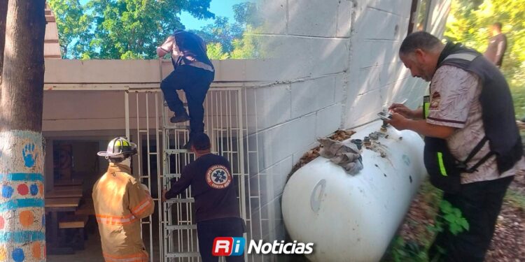 Evacuan 930 alumnos de una secundaria en Costa Rica tras fuga de gas