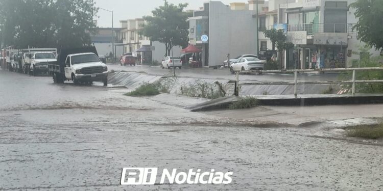 Lluvias elevan hasta 60% de su capacidad de canales en Culiacán