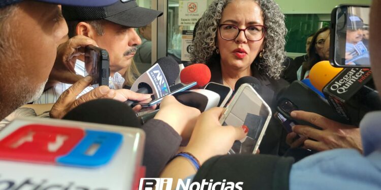 Gobernadora niega continuidad del rochismo y destaca trabajo prioritario