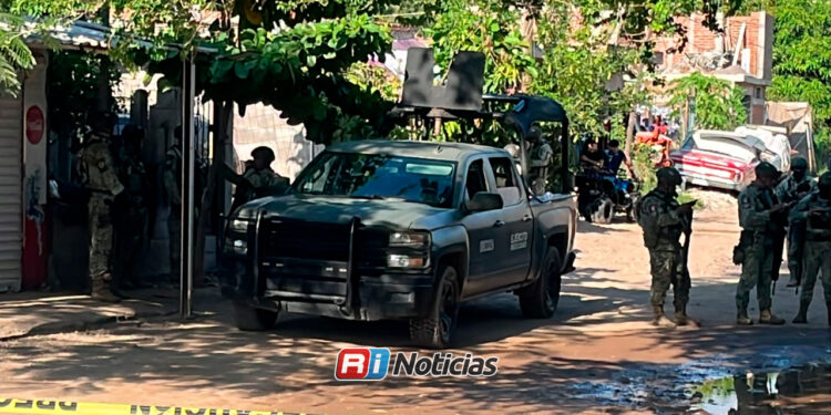 Matan a balazos a trabajadora dentro de un abarrote en Culiacán