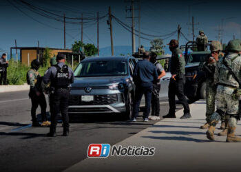 Tras persecución, autoridades interceptan Tiguan en el norte de Culiacán
