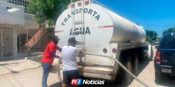 Villa Unión sigue dependiendo de pipas en zonas afectadas