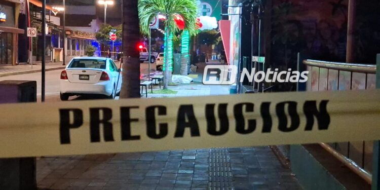 Ataque a balazos en plena Zona Dorada deja un hombre muerto en Mazatlán