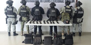 Aseguran armamento y equipo táctico en Siqueros, Mazatlán