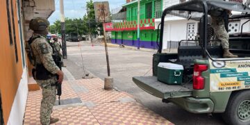 Militares despliegan operativo en hotel del Centro de Culiacán