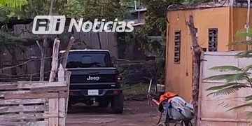 Balean domicilio y Jeep en la invasión Canaco en Mazatlán