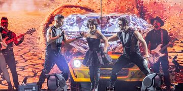 Alejandra Guzmán es hospitalizada tras sufrir lesión en la cadera durante concierto
