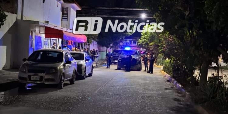 Asesinan a Israel, de 34 años, durante presunto intento de asalto en una tienda de abarrotes