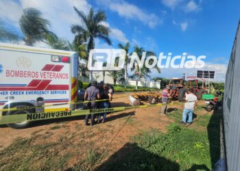 Identifican a Alberto, de 54 años, quien murió aplastado por un tractor en Mazatlán