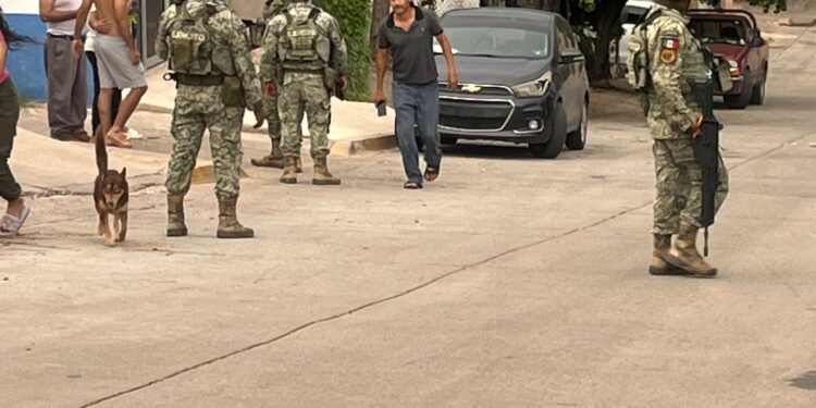 Atacan a balazos una vivienda y un negocio en Culiacán