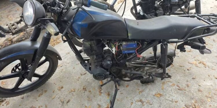 Encuentran motocicletas abandonadas durante revisión por posible robo en Misiones