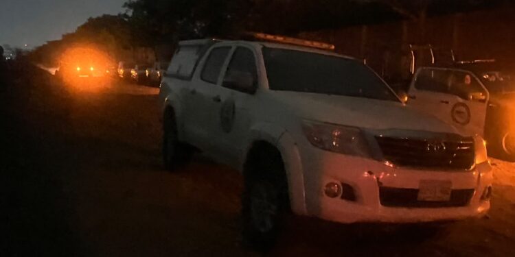 Hombre es asesinado a balazos frente a expendio en Jesús María; hay un detenido