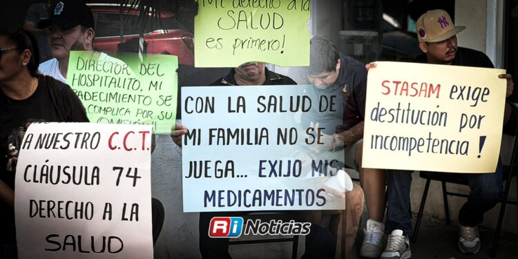 Trabajadores del Hospitalito de la Juárez protestan por falta de medicamentos