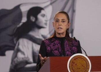 Sheinbaum pide diálogo entre aspirantes de Morena