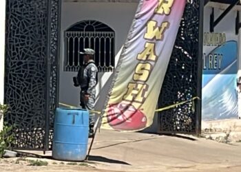 Ataque a balazos en autolavado deja dos hombres muertos en Culiacán