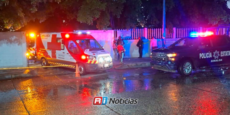 Muere madre de familia tras recibir descarga eléctrica afuera de primaria en Culiacán