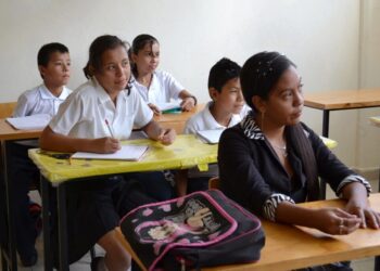 ¿Cuándo no habrá clases? Estas son las fechas del megapuente de noviembre