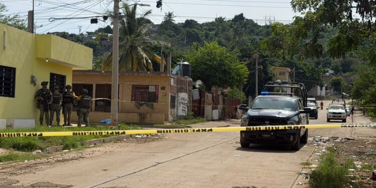Asesinan a balazos a una mujer en la colonia Lomas del Ébano, en Mazatlán