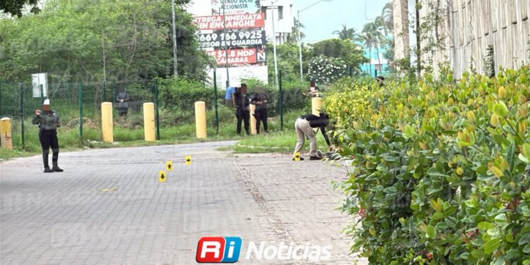 Localizan a mujer sin vida y con huellas de violencia junto al puente de la Marina Mazatlán