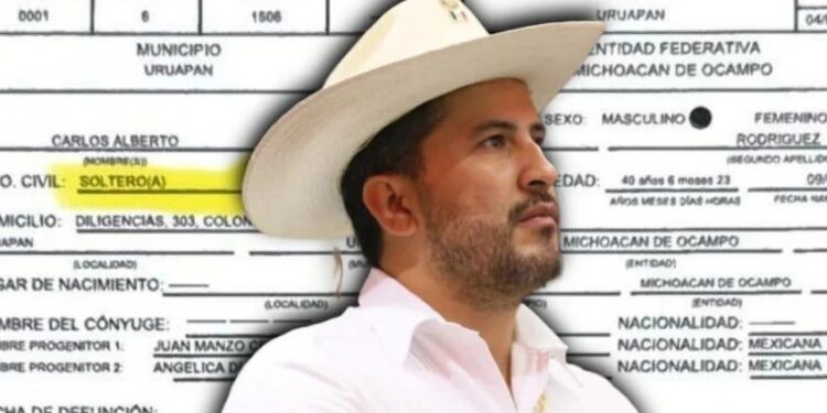 Carlos Manzo no estaba casado con Grecia Quiroz, revela acta de defunción