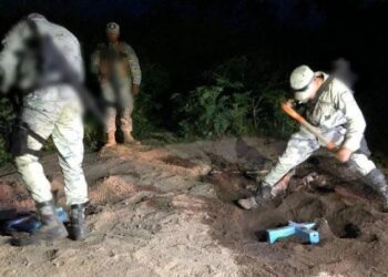 Buscan eliminar pagos en efectivo en gasolineras para combatir el huachicol