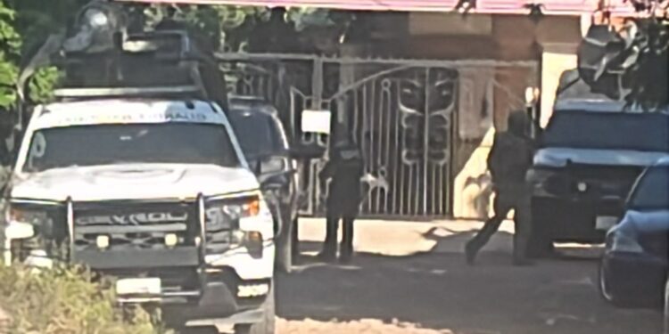 Operativo en Laguna Colorada, Culiacán deja dos inmuebles asegurados y personas detenidas