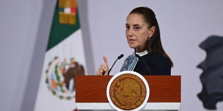 Agilizarán accesos en aeropuertos para automatizar las entradas y salidas migratorias, informa Sheinbaum