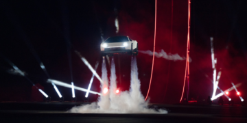 Elon Musk sorprende con un Tesla que podría “volar”
