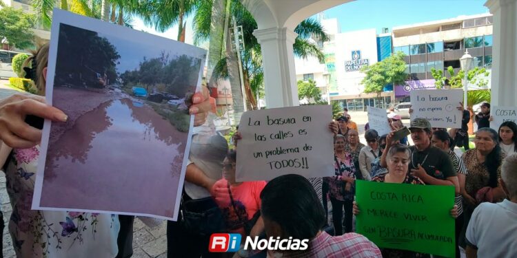 Habitantes de Costa Rica reclama abandono de servicios básicos por el Ayuntamiento de Culiacán