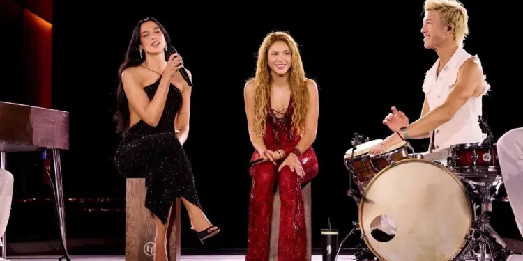 Dua Lipa y Shakira sorprenden en Madrid con “Antología”