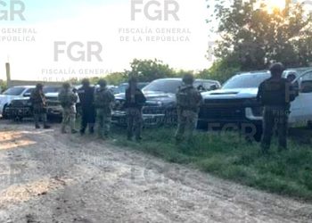 FGR asegura cartuchos, cargadores y vehículos con blindaje artesanal en Guasave