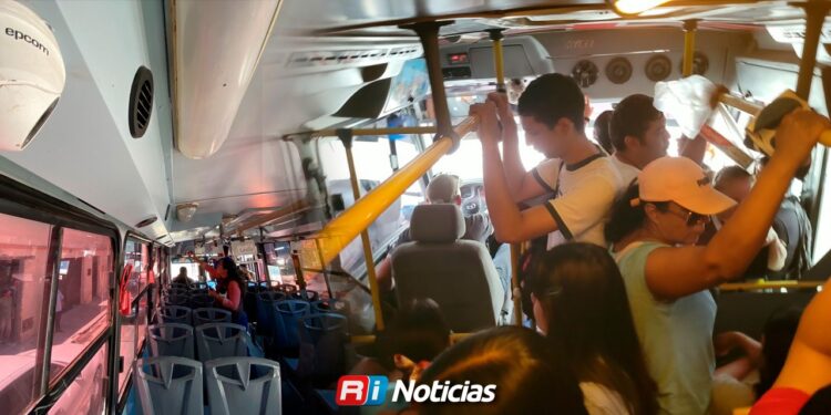 Camiones con fallas en el aire acondicionado, una de las principales quejas en Mazatlán