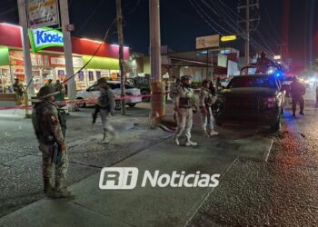 Balean automóvil en el fraccionamiento Mañanitas; no reportan lesionados