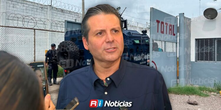 “Es increíble”: Diputado Mario Zamora cuestiona la presencia de armas y la falta de control en el penal de Mazatlán