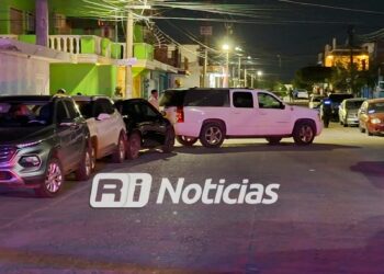 Asesinan a balazos a un hombre dentro de un automóvil en Mazatlán