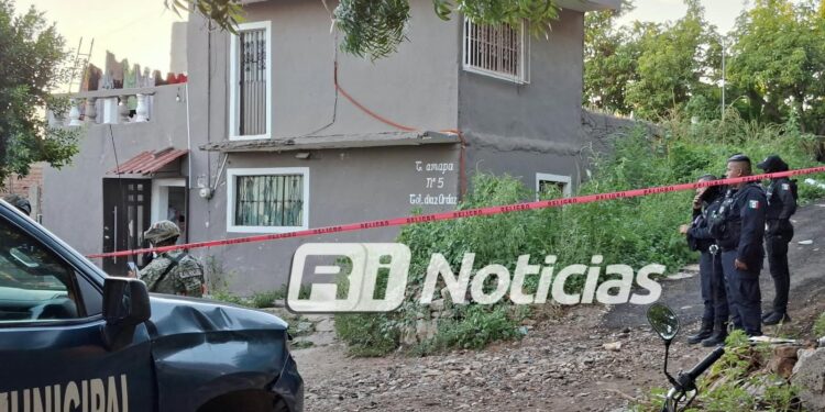 Lanzan explosivo contra vivienda en la colonia Gustavo Díaz Ordaz en Mazatlán