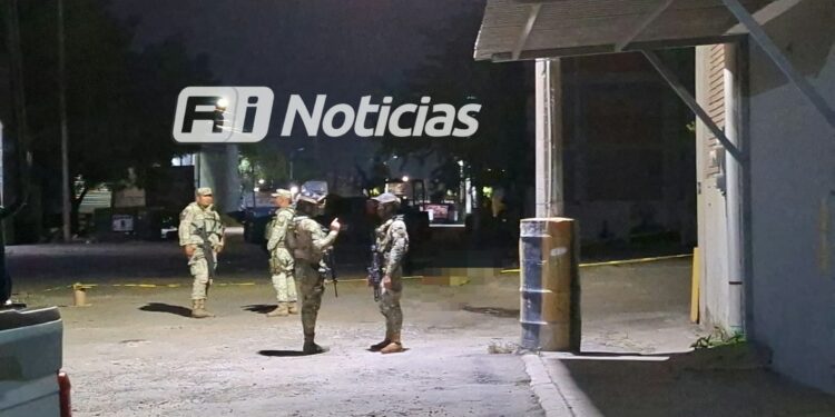 Localizan a hombre sin vida y con signos de violencia en el fraccionamiento de Las Torres, en Mazatlán